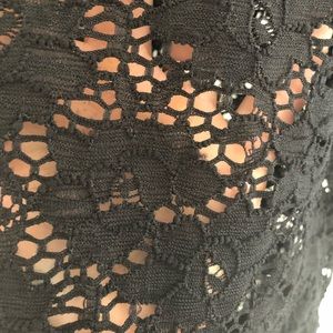 Decree Black crochet 3/4 sleeve top
